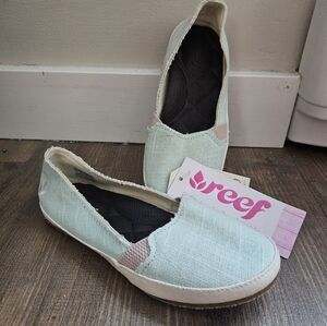 Reef girls shoes size 13 mint green Bella Costas slip on